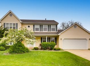 1600 Camelot Ln, Hoffman Estates, IL