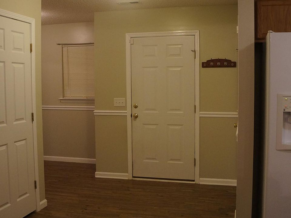 Front Door/Hall