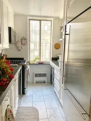 Rented by R New York