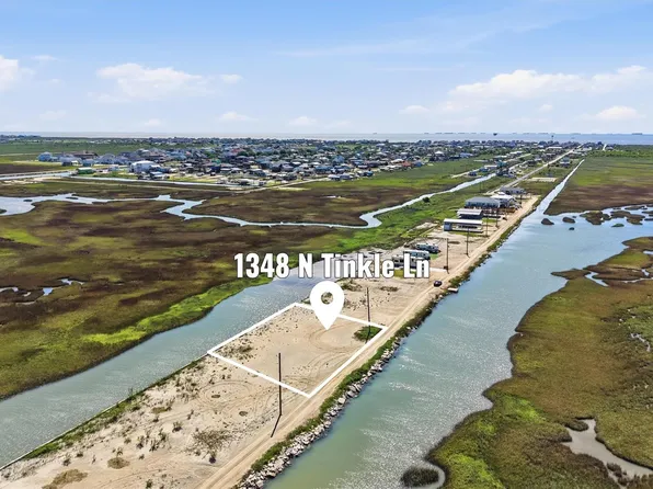 1348 N Tinkle Ln, Crystal Beach, TX 77650