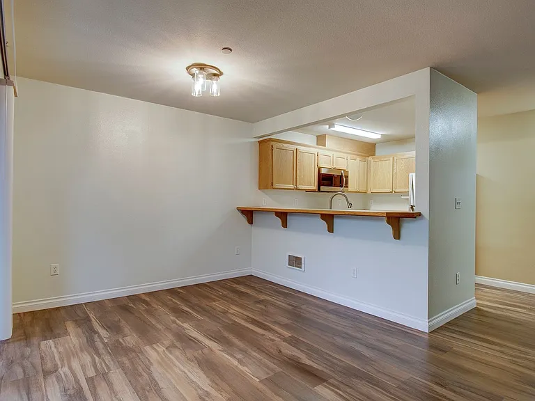 1691 SW Mulberry Pl #F-201 — Photo 3