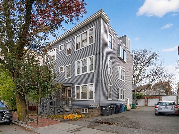 2nd image of 114 Elm St