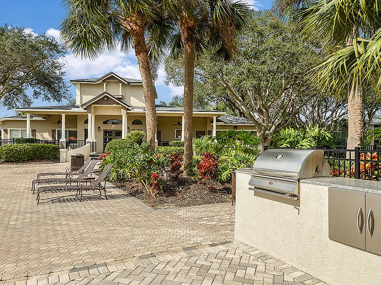 Patio with grills