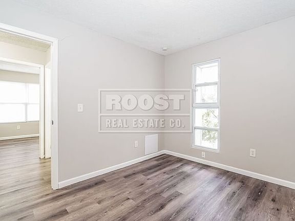 5th image of 1764 Brookfield Sq N