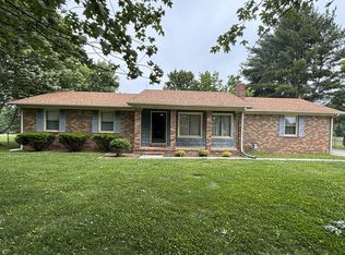 1107 Bill Smith Rd, Cookeville, TN 38501