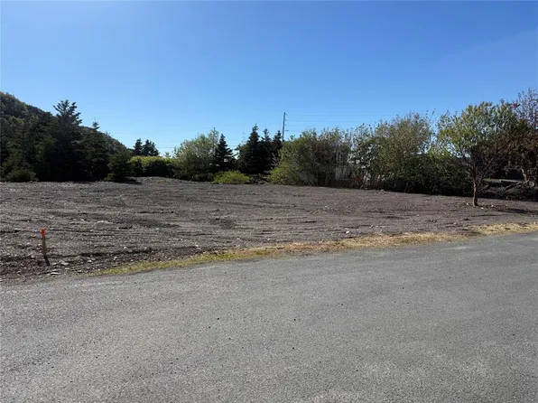 6-8 Tunis Street, Placentia, NL A0B2Y0