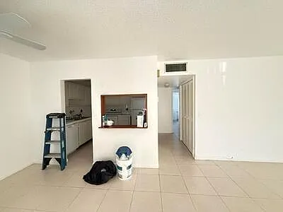 187 Stratford N #187 — Photo 7