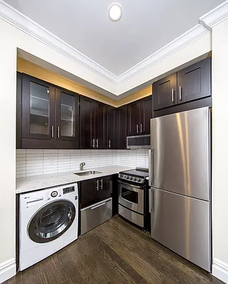 Rented by REAL New York | media 18