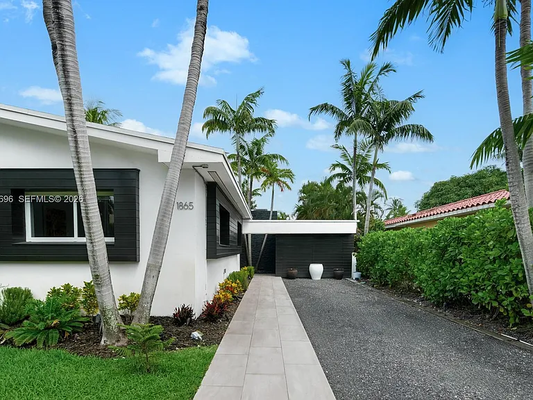 1865 Daytonia Rd — Photo 4