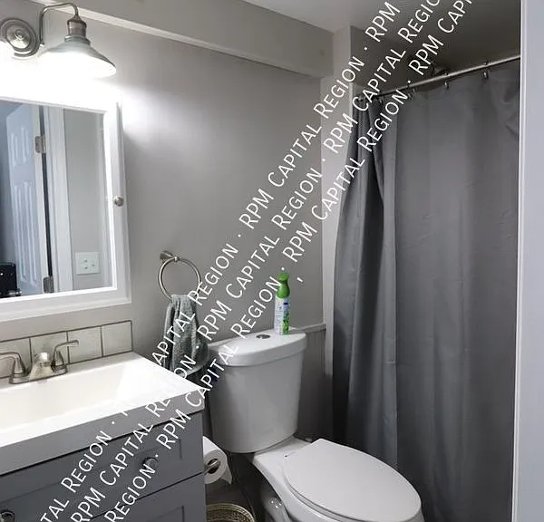 12 Main St — Photo 8