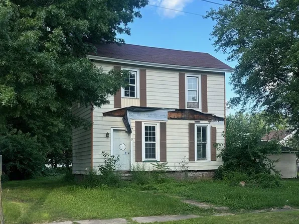 55 Madison St, Galesburg, IL 61401
