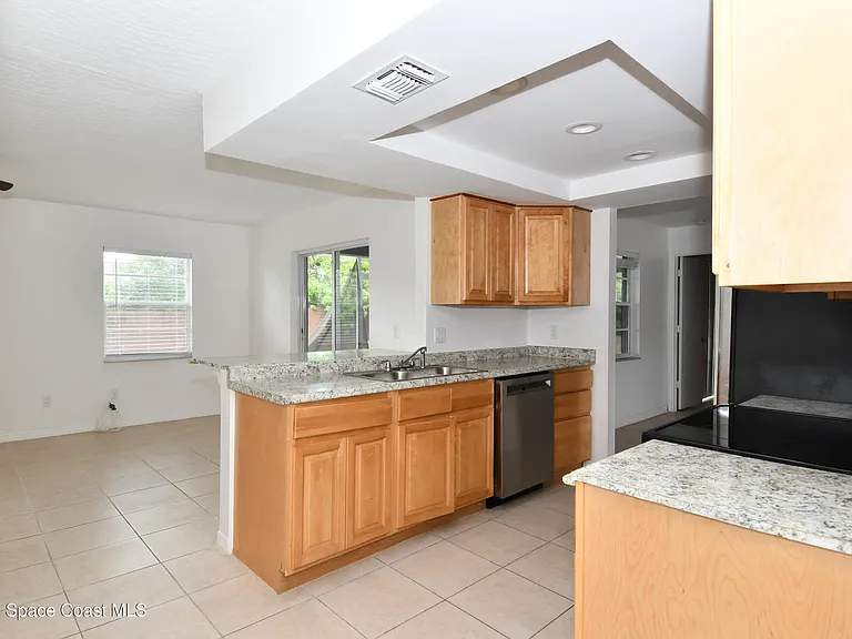 838 Gillen Ave NW — Photo 19