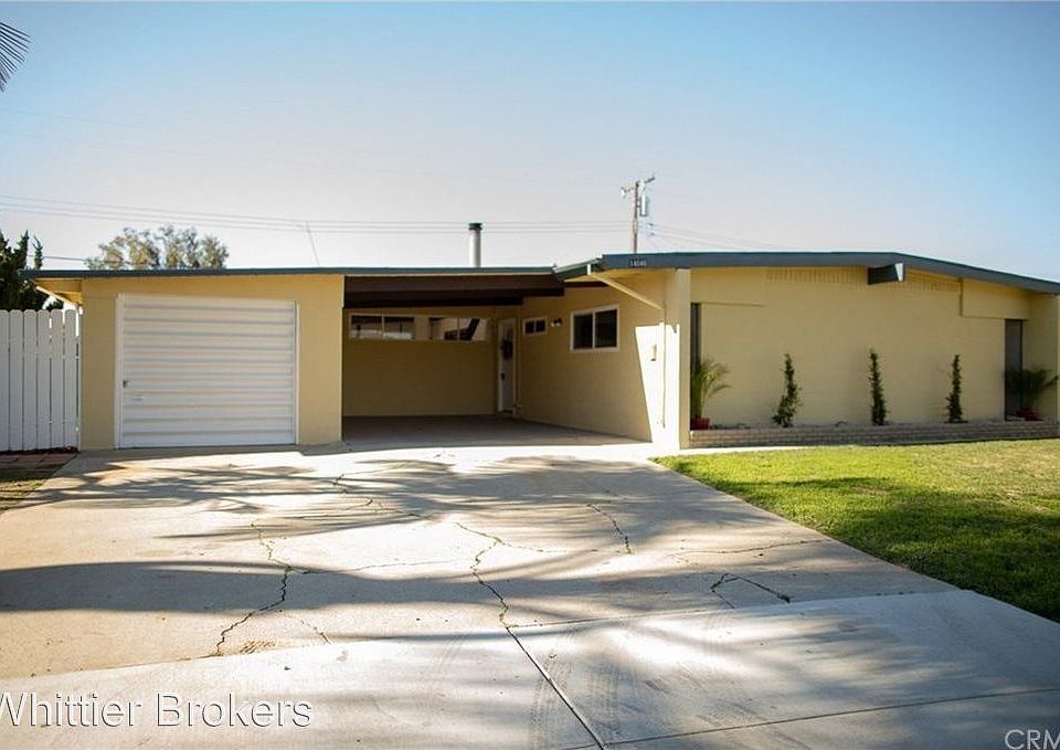 1st image of 14046 Oval Dr