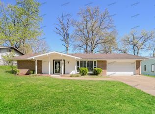 1640 Pepperwood Dr, Saint Louis, MO