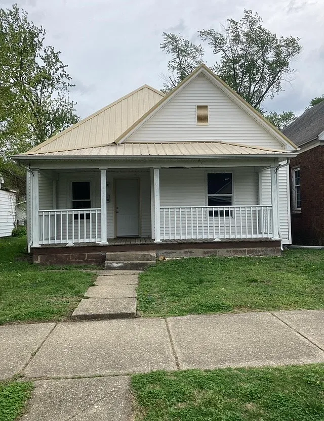 2 bed, 784 sqft, $950 — Photo 1