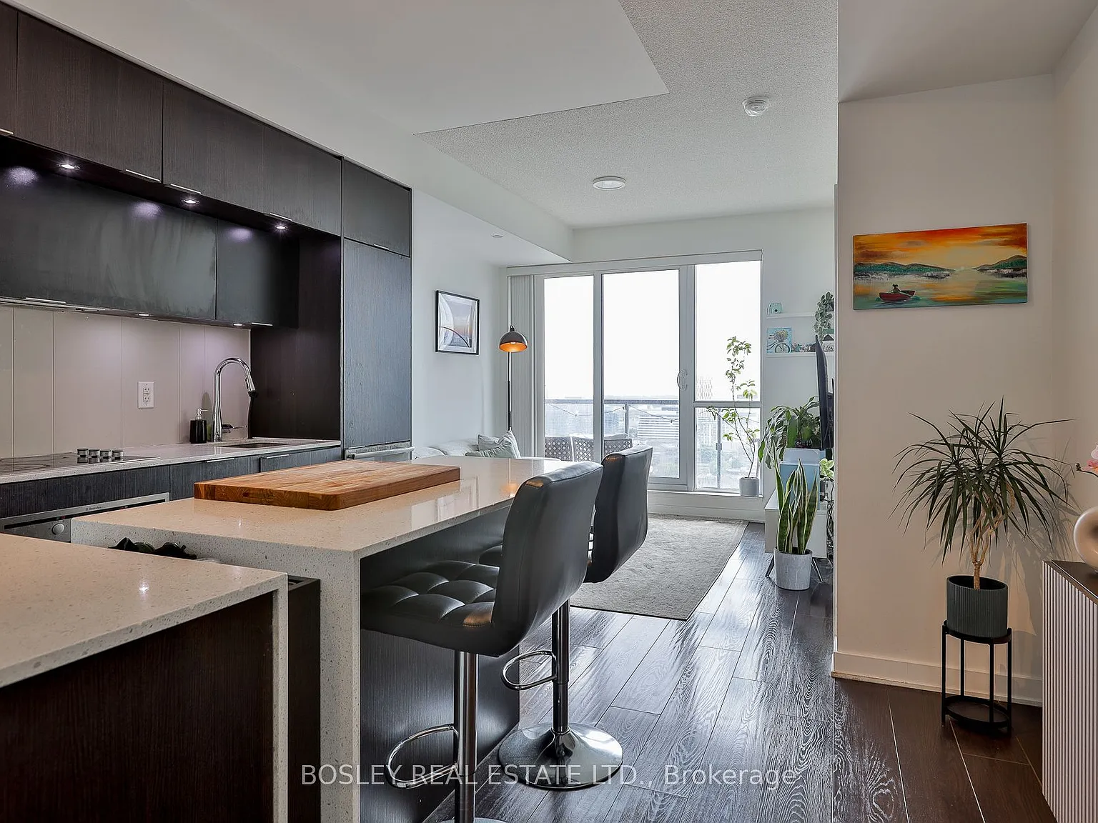 One Park Place North Tower — Photo 4