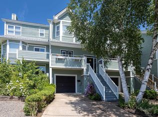 213 Spinnaker Dr, Halifax, NS B3N3C3