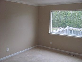 4th image of 18169 Winwood Ct