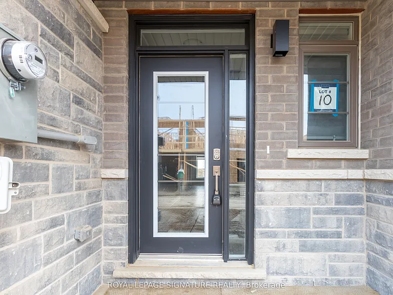 61 Soho St #10 — Photo 3