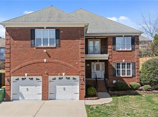 740 Clemmons Crossing Ct, Clemmons, NC 27012