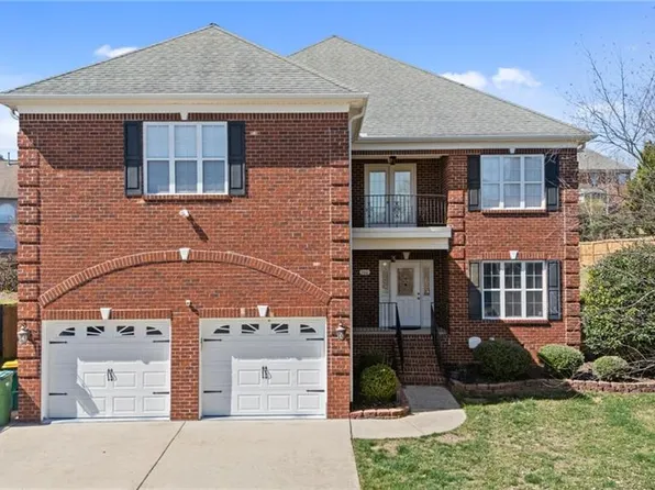 740 Clemmons Crossing Ct, Clemmons, NC 27012