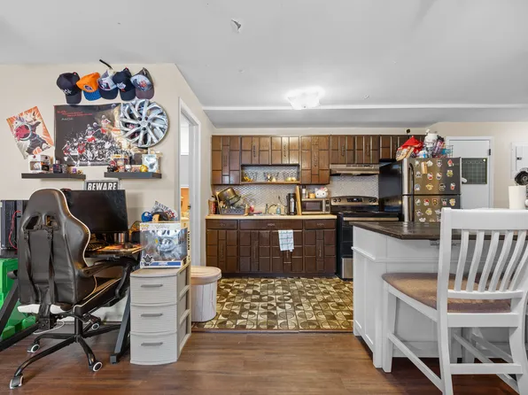 24-65 Francis Lewis Boulevard image 26 of 40