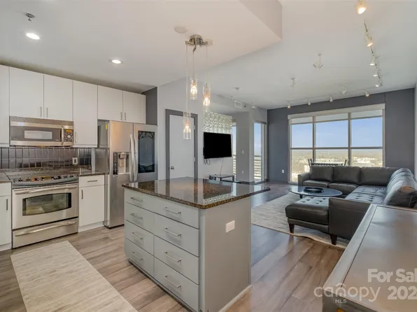 333 W Trade St Unit 1905, Charlotte, NC 28202