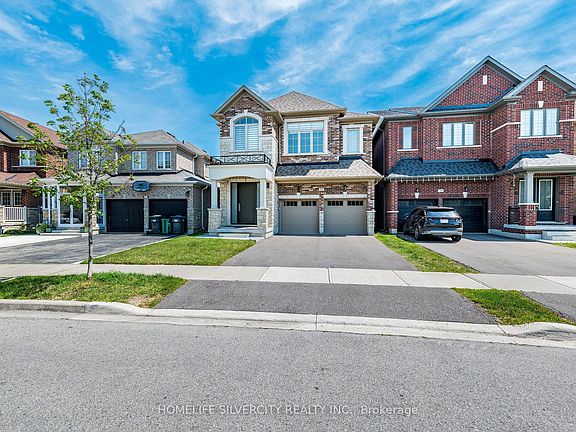 2nd image of 33 Rainbrook Close