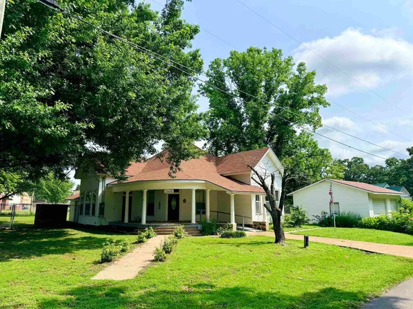 1101 Main St, Pangburn, AR 72121
