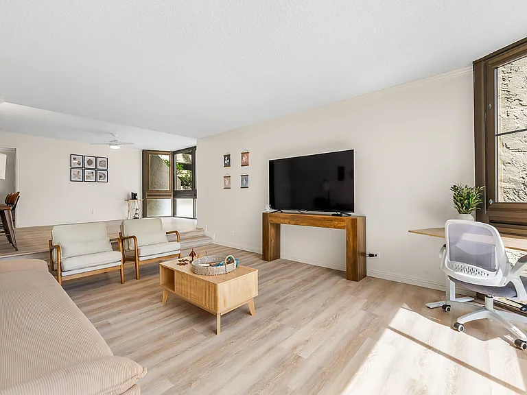 521 Hahaione St #2/2L — Photo 26