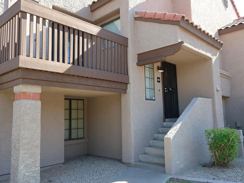 1st image of 700 E Mesquite Cir