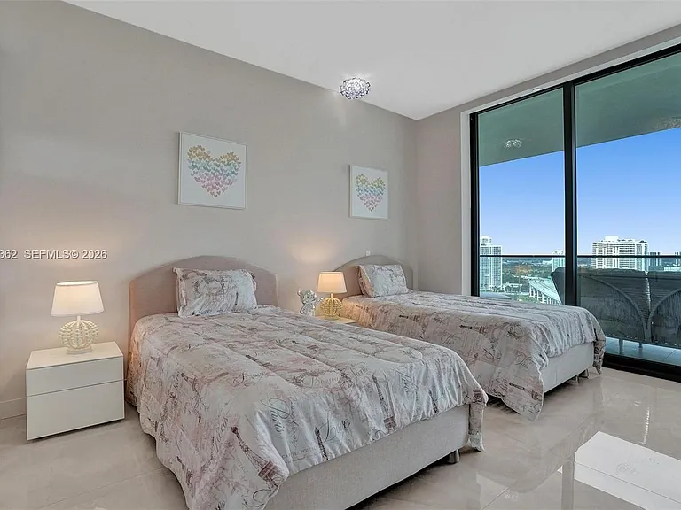 18975 Collins Ave #2001 — Photo 38