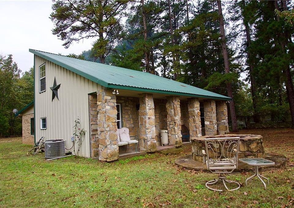 1st image of 364 San Saba Ln