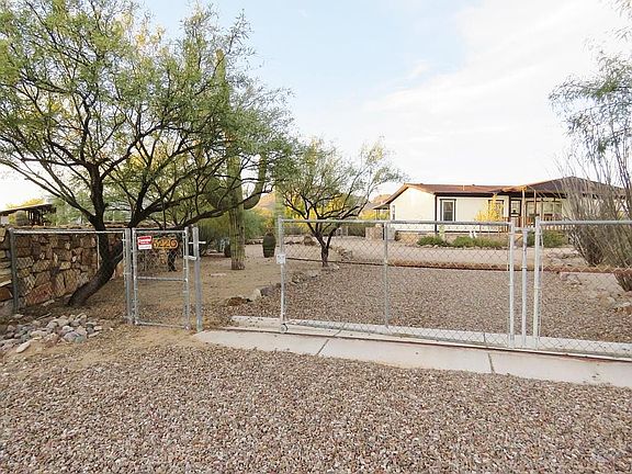 5th image of 6220 W Helton Pl