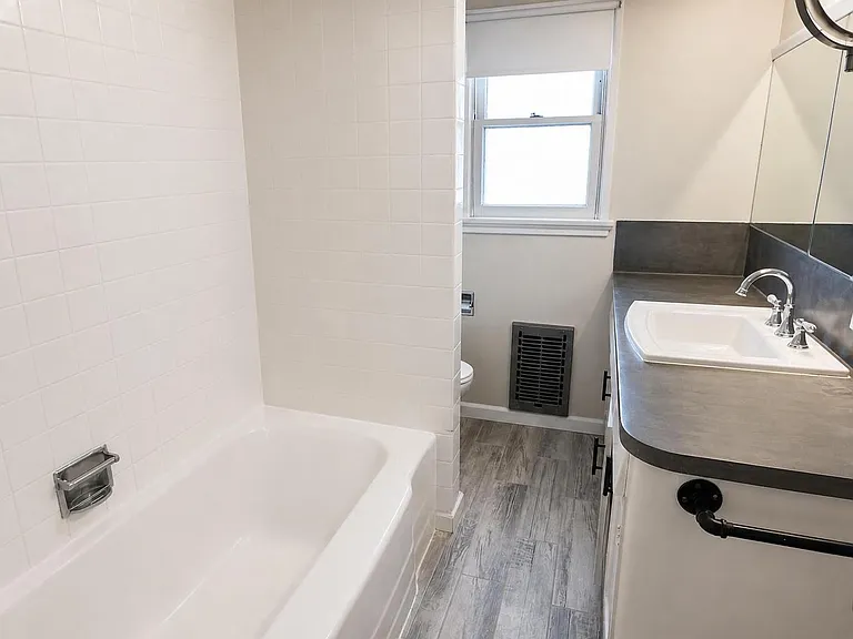 1266 Elm Ave — Photo 11