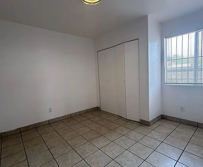 2767 N Edith Blvd — Photo 11