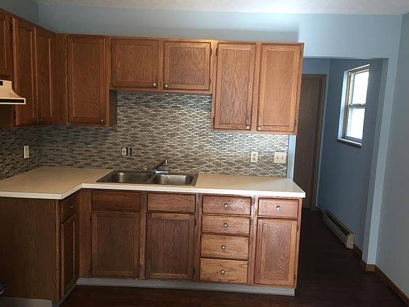 4th image of 1487 Seneca Dr
