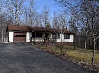 189 White Oak Dr SE, Floyd, VA 24091