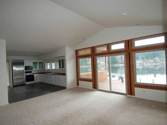 Kitchen, Dining & Living