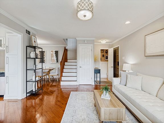 4th image of 5626 Preston Oaks Rd APT 2C