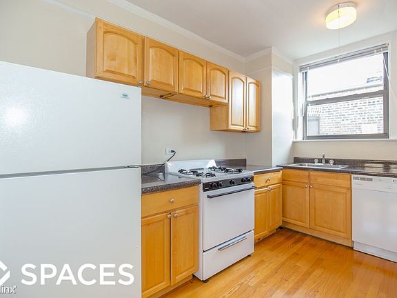 3rd image of 1946 W Wilson Ave #1OA