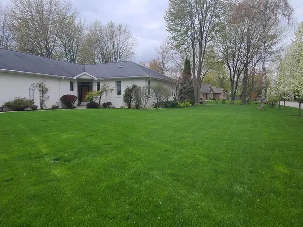 23 Deer Trl, Saginaw, MI 48638