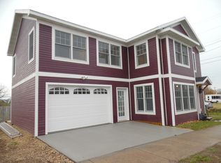 131 N Prairie St, Prairie Du Chien, WI 53821