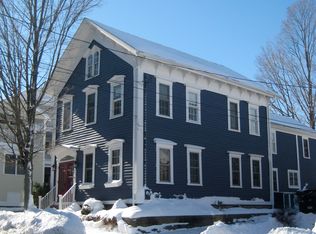 12 Court St, Newburyport, MA 01950