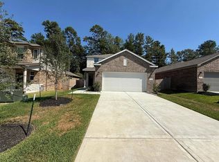 123 Fennel Rd, Magnolia, TX 77354