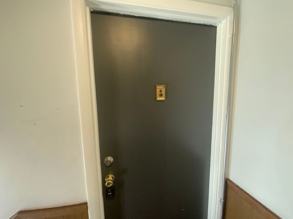 105 W Broadway #22