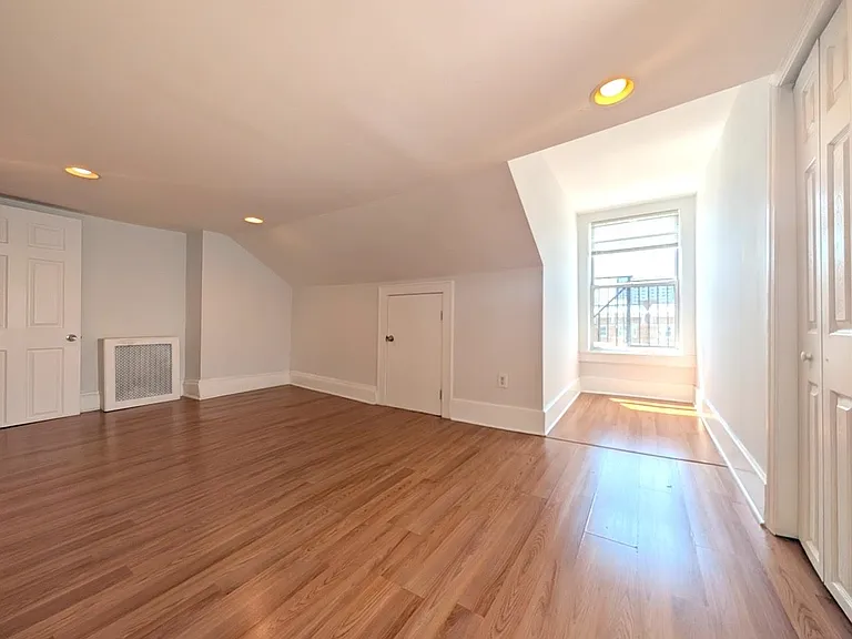 69 Beacon Ave #3 — Photo 13