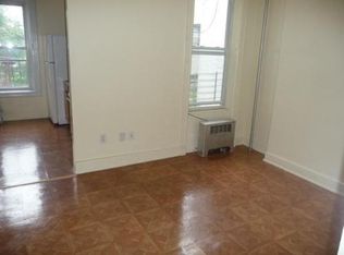699 Knickerbocker Ave APT 2R, Brooklyn, NY 11221