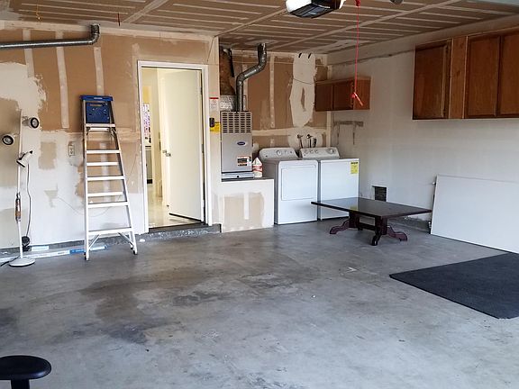 3rd image of 15846 Windrose Way