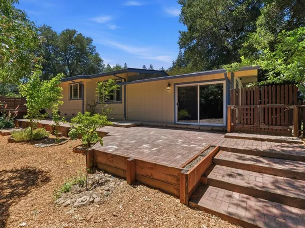 111 Greenview Dr, Boulder Creek, CA 95006